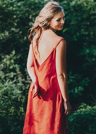 A long sundress with an open back1 photo