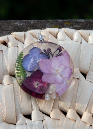 Resin flower necklace, real flower jewelry4 photo
