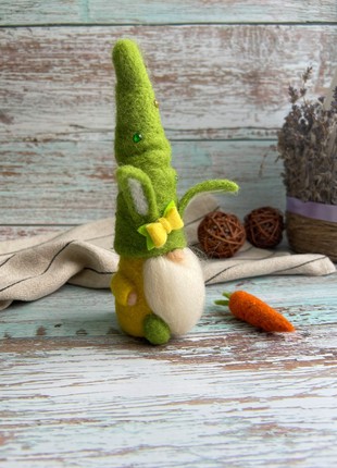 Easter gnome8 photo