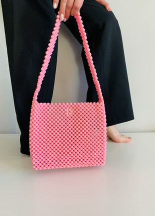 Basic pink bag made of acrylic frosted beads6 photo