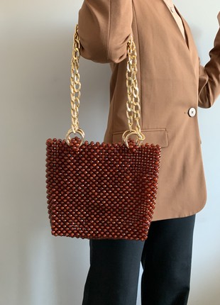 Basic brown bag made of acrylic beads2 photo