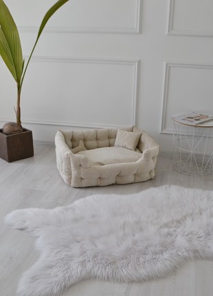 Handmade dog bed, beige large dog dog bed - 23.6x19.6 in. (60x50 cm.)