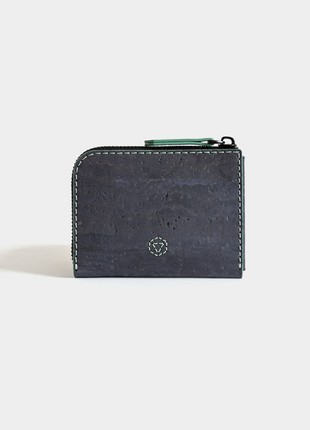 Natural cork Castle Lite wallet in charcoal and mint colors