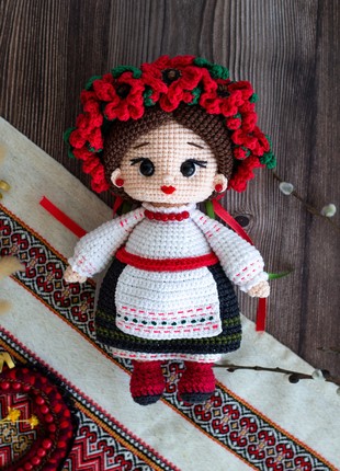 Knitted Ukrainian doll in national dress
