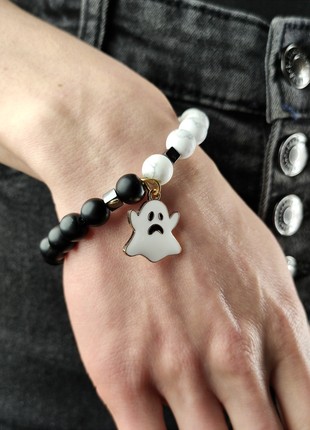Black and white bracelet with enamel pendant "Ghost"1 photo