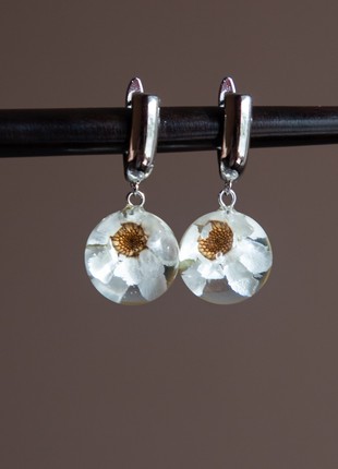 Real white flower earrings, resin flower earrings5 photo