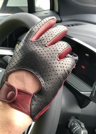 Men's leather driving gloves2 photo