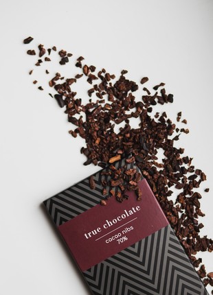 Dark Chocolate With Cocoa Nibs