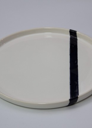 Hand-made dish with flat sides of white color with black stripe2 photo