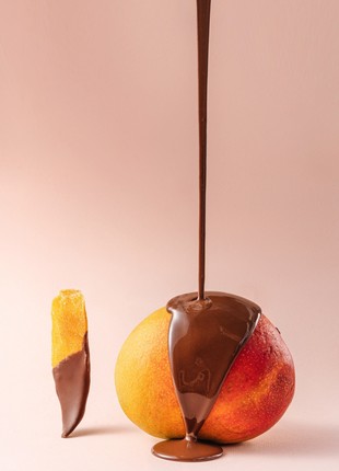 Mango, melon, peach in chocolate "Healthy Choice"1 photo