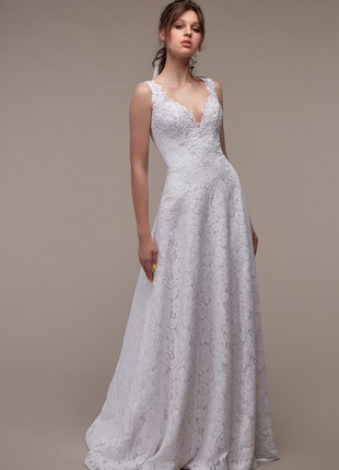 Long lace flower wedding dress / Lace up back wedding dress