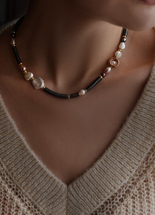 Pearl choker with hematite2 photo