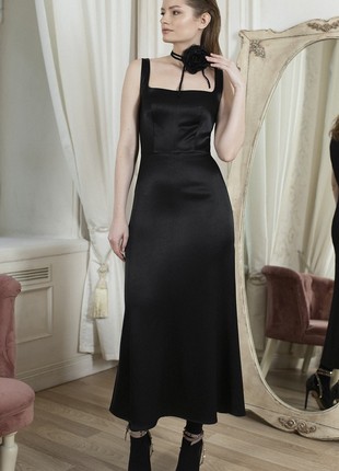 Black long dress with neckline2 photo