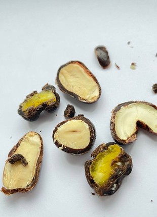 Mini Box vegan dragees nuts&dry fruits coated carob chocolate10 photo
