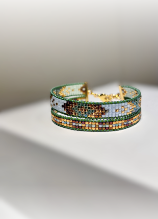 Double bracelet Emerald in green, blue shades with gold and bronze.