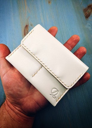 White mini wallet, handmade, made of genuine leather3 photo