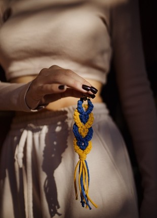 Handmade macrame keychain