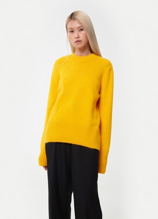 Yellow knitted basic sweater with wool