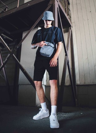 Messenger 2.0 Reflective Custom Wear4 photo