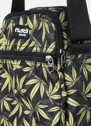 Messenger 2.0 420 Product Custom Wear3 photo