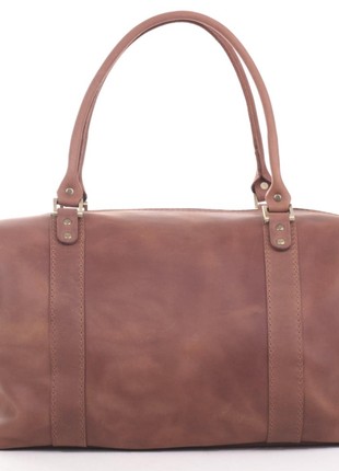 A convenient cognac-colored travel bag3 photo