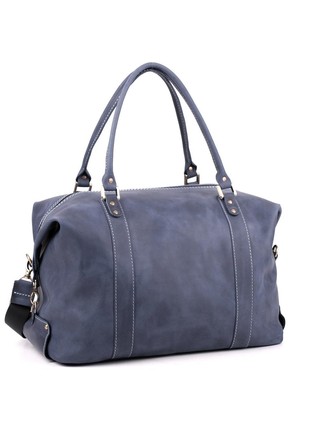 Beautiful blue satchel bag for traveling