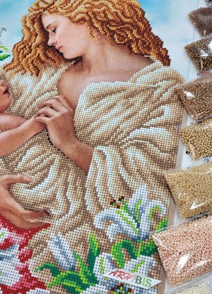 Madonna and Child Kit Bead Embroidery t-13553 photo