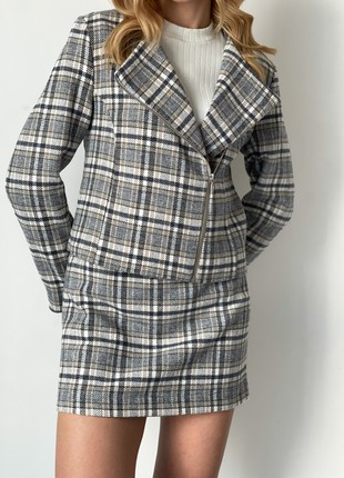 Checkered jacket with a zipper2 photo