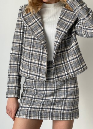 Checkered jacket with a zipper7 photo