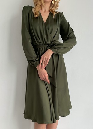 Dress overlapped body5 photo