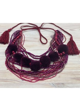 Bordo beaded necklace with tassels