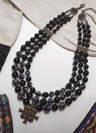 Necklace - zgarda  "Rose blossom on velvet cloth"  from glass and agate3 photo