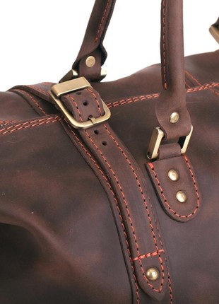 Stylish brown travel bag made of crazy horse leather7 photo