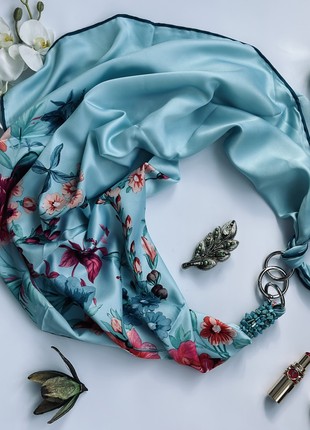Scarf  "Breakfast at Tiffany's" from the brand MyScarf. Decorated with natural amazonite3 photo