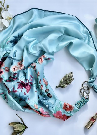 Scarf  "Breakfast at Tiffany's" from the brand MyScarf. Decorated with natural amazonite6 photo