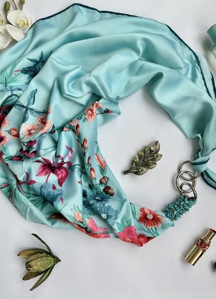 Scarf  "Breakfast at Tiffany's" from the brand MyScarf. Decorated with natural amazonite5 photo