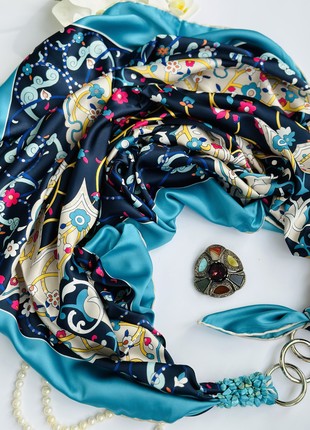 Scarf "turquoise waltz of the Flowers,,  ,, from the brand MyScarf. Decorated with natural sodalite8 photo