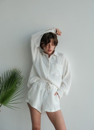 Muslin suit. Shirt and Shorts.1 photo