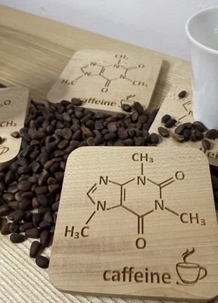 cup holder engraved with coffee formula