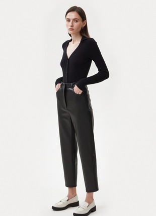 Black cropped pants made of eco-leather3 photo