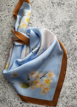 Designer Silk Scarf "Lions & Diamonds".7 photo