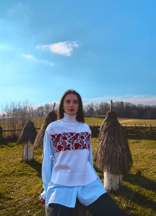 Knitted vest - shirtfront with an Ukrainian ornament6 photo