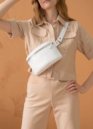 White leather belt bag The Wings TW-BeltBag-light6 photo