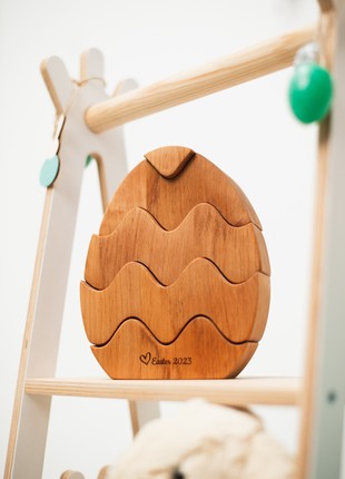 Easter Egg Stacker