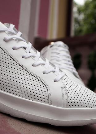 White men's sneakers ikos 553 with perforation. choose style and comfort in one pair of shoes!3 photo