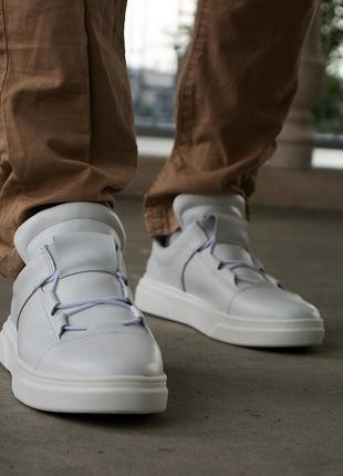 White men's sneakers "ED 448" with rubber laces. stylish and practical!