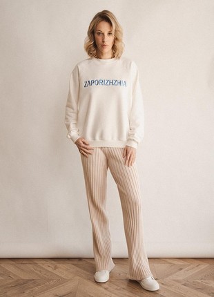 Embroidered sweatshirt in milky white5 photo