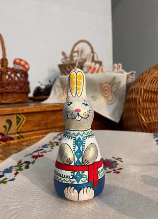 Sculpture Souvenir "Ukrainian daddy hare"1 photo