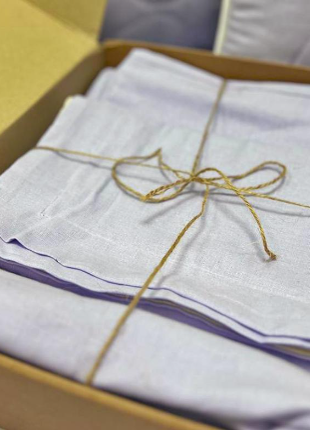 Bed linen made of colored linen Half-bed