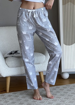 Women's COZY calico pajama pants gray with white Crowns C211P